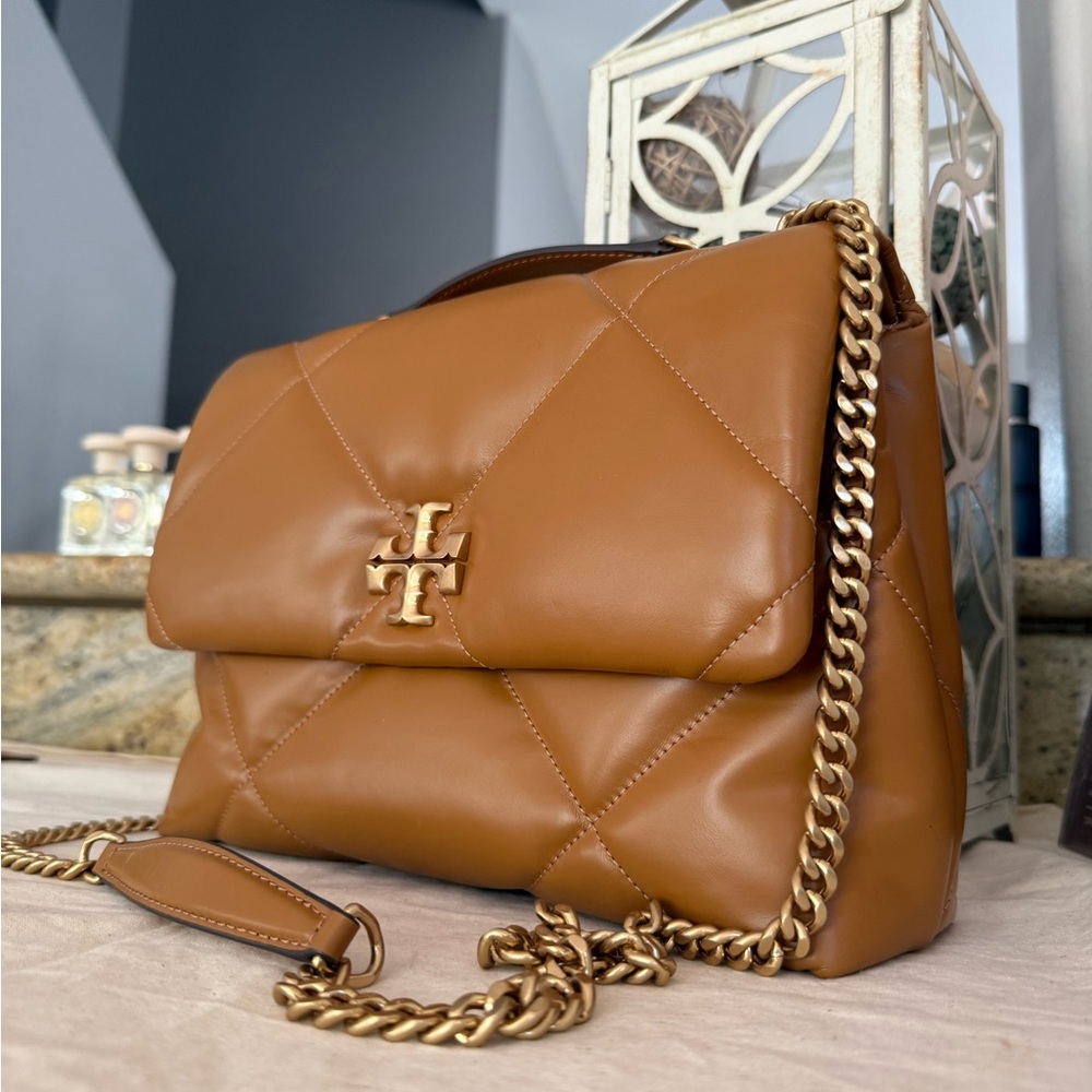 NWT, Tory Burch Women's Kira Diamond Quilt Convertible Shoulder Bag - Picture 3 of 14